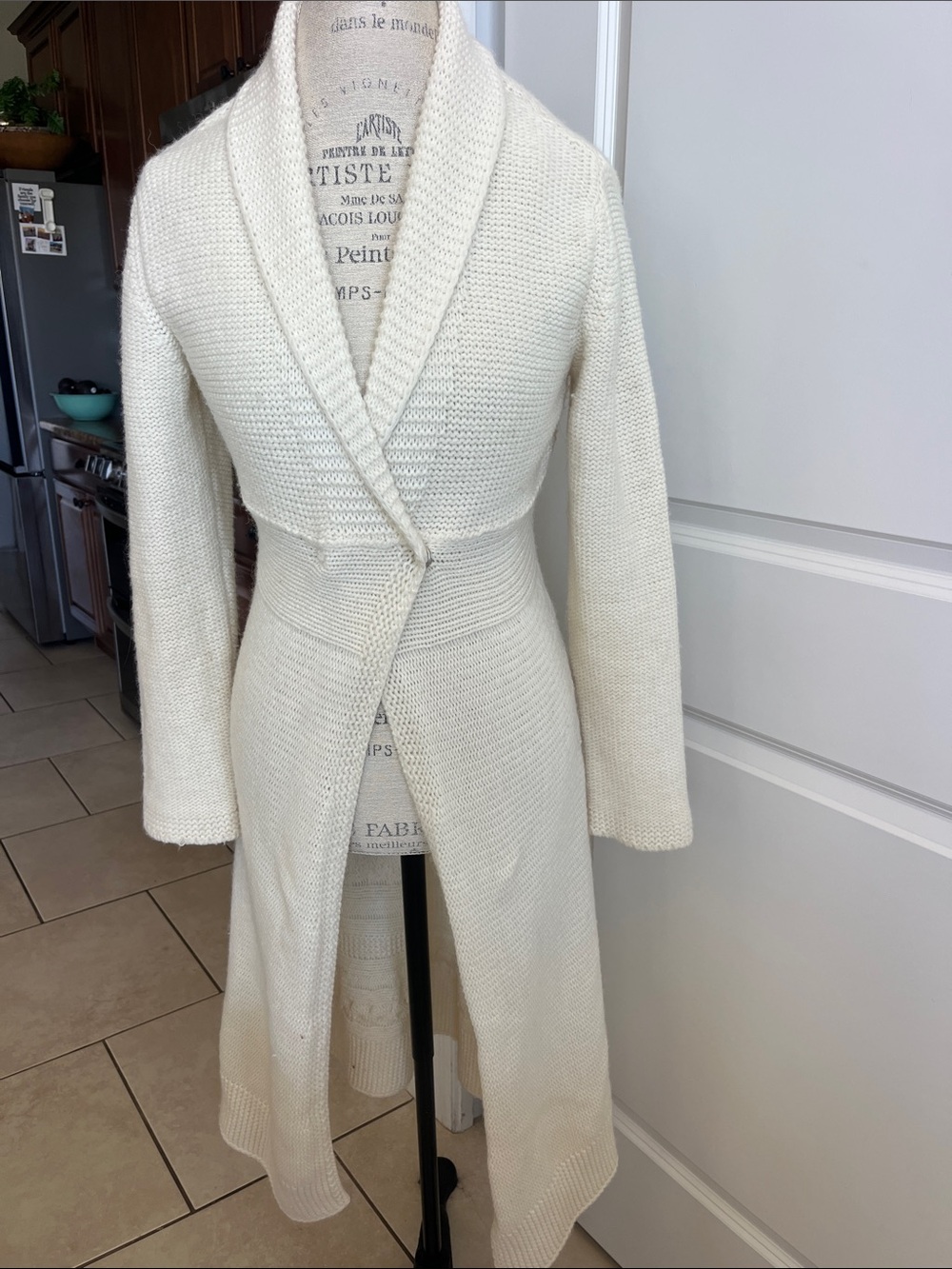Made in Romania of Benetton  mid length wool cream knitted sweater duster Small